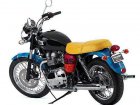 Triumph Bonneville T100 Live Fast